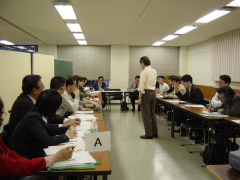 A.移動に関すること 討論風景